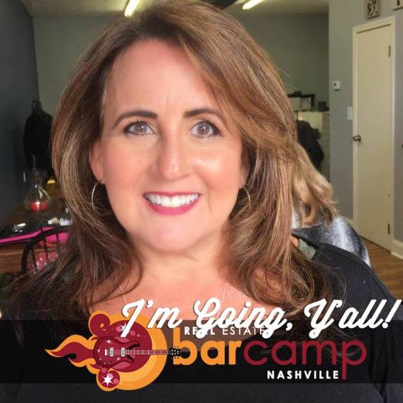 Meet your Posher, Gloria - Picture 1 of 1